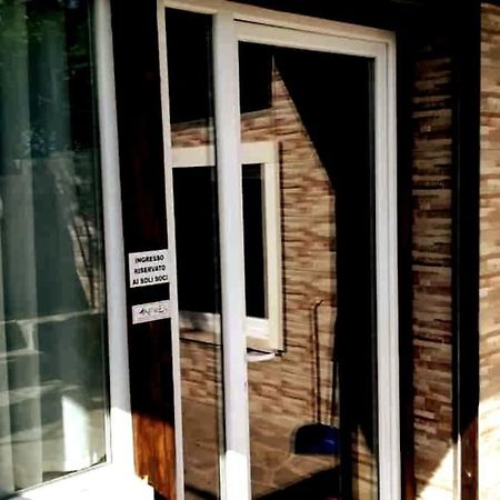 Old Club Casa Vacanze Carlo Trani Aprilia Ngoại thất bức ảnh