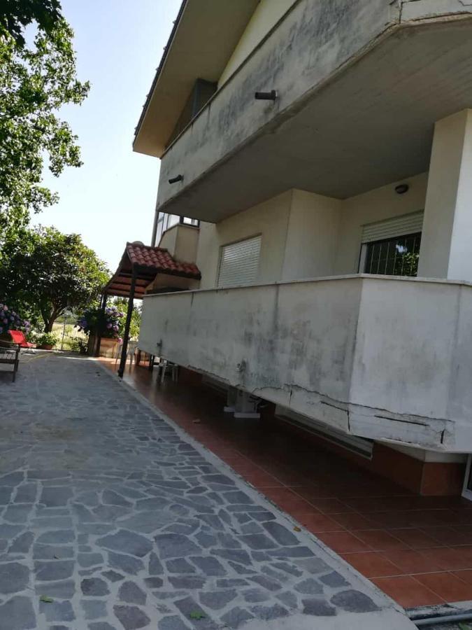 Old Club Casa Vacanze Carlo Trani Aprilia Ngoại thất bức ảnh
