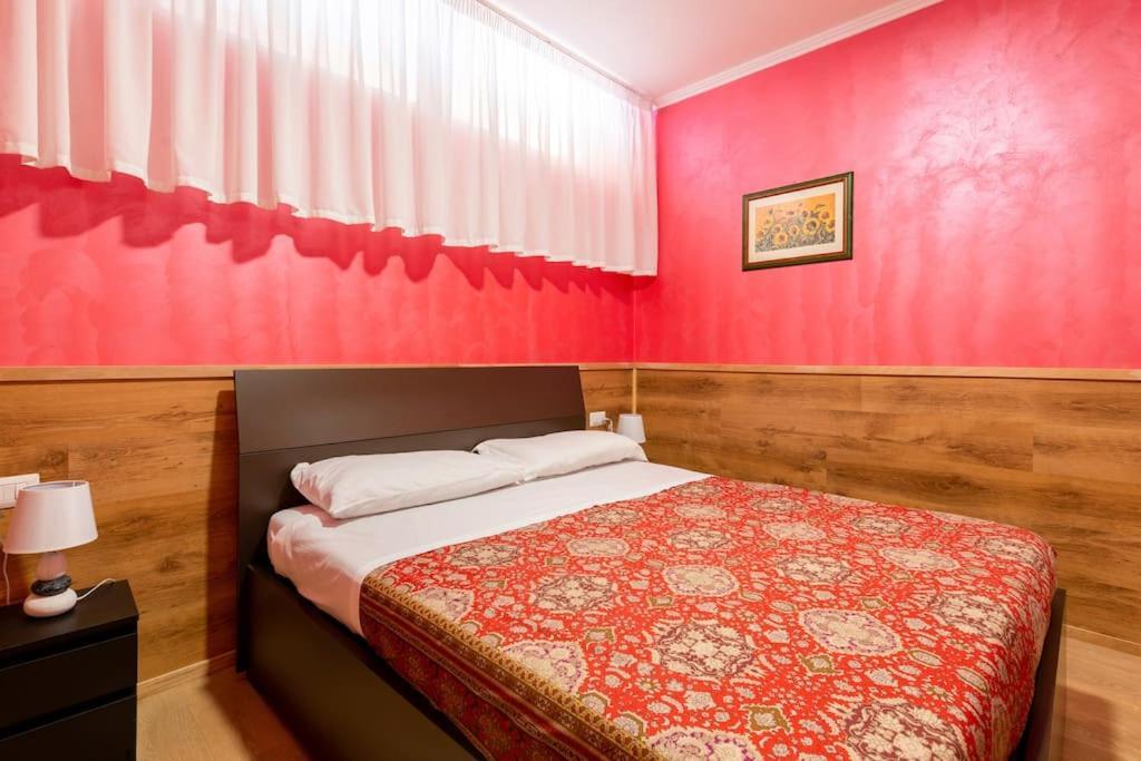 Old Club Casa Vacanze Carlo Trani Aprilia Ngoại thất bức ảnh